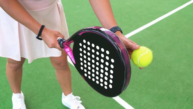 Padel Mania: Kenapa Lapangan Dadakan Kalahkan Futsal di Jakarta?